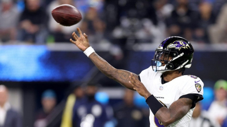 Lamar Jackson brilla en el triunfo de los Ravens sobre  sobre los Chargers en la NFL