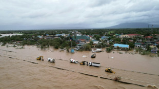 Tormenta tropical deja pueblos inundados y más de 60 muertos en Filipinas