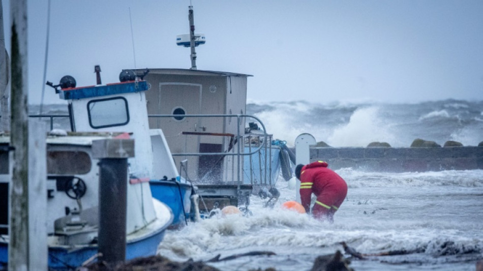 Tempestade Babet provoca inundações e cortes de energia elétrica na Europa