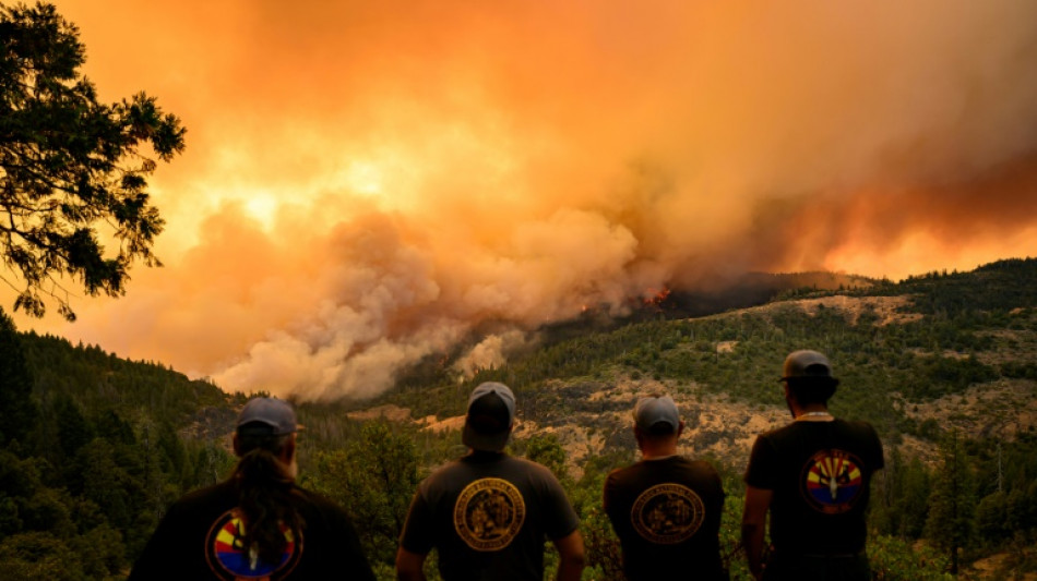 Wind, temperatures pick up as fire scorches northern California