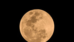 La Lune se pare de rouge lors d'une éclipse totale