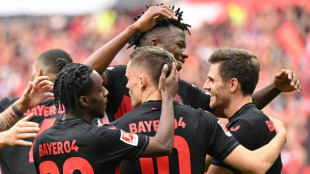 Bayer Leverkusen vence Colônia e mantém liderança do Alemão