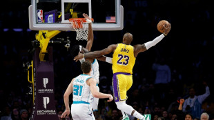 NBA: les Lakers surpris à domicile par les Hornets