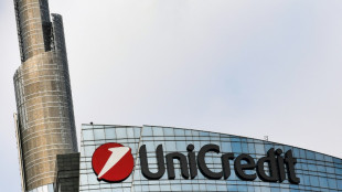 UniCredit et Commerzbank font mieux que prévu au 3e trimestre, suspense sur une possible fusion