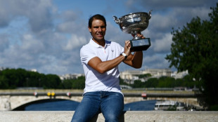 Nadal se entrena sobre hierba en Mallorca a dos semanas de Wimbledon