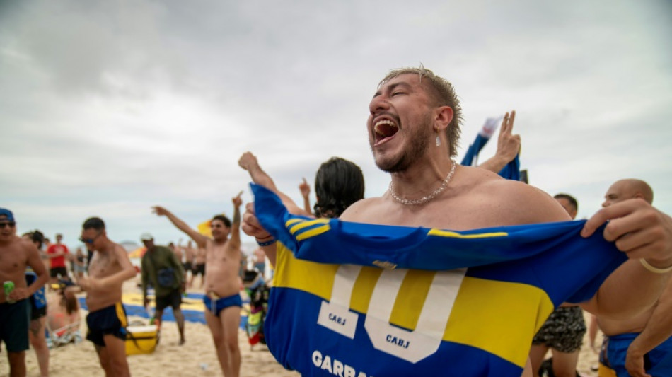 Copacabana fala espanhol com invasão de argentinos para final da Libertadores