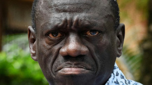 Ouganda: l'opposant emprisonné Kizza Besigye, en grève de la faim, dans un état "critique"